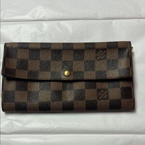 Louis Vuitton Damier Ebene Sarah wallet